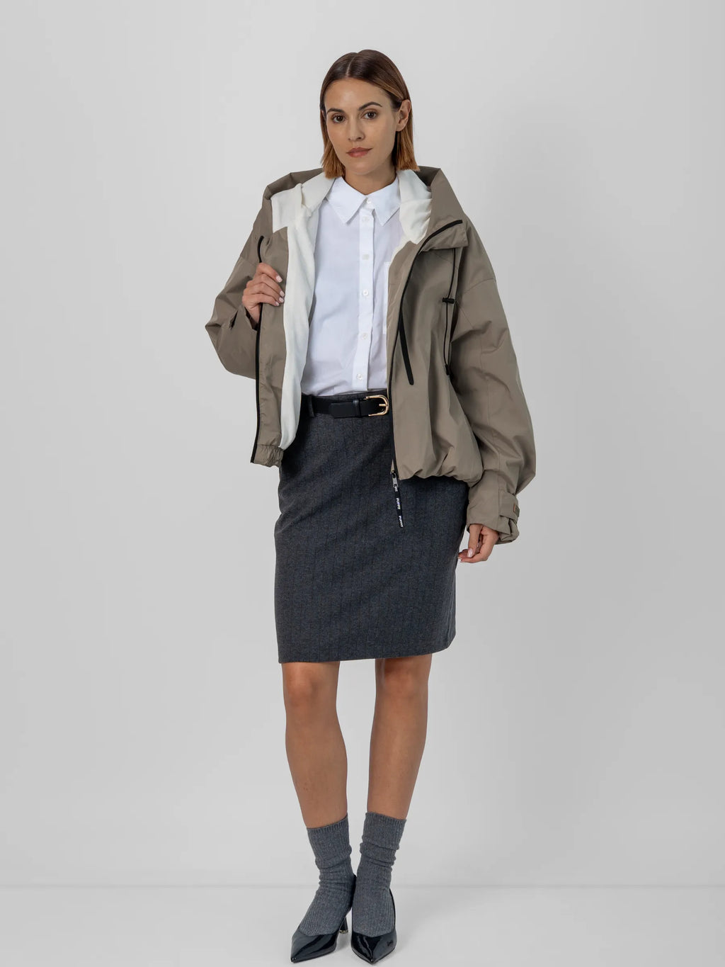 Chaqueta impermeable oversize y de talla única con tecnología STM-TEX™.